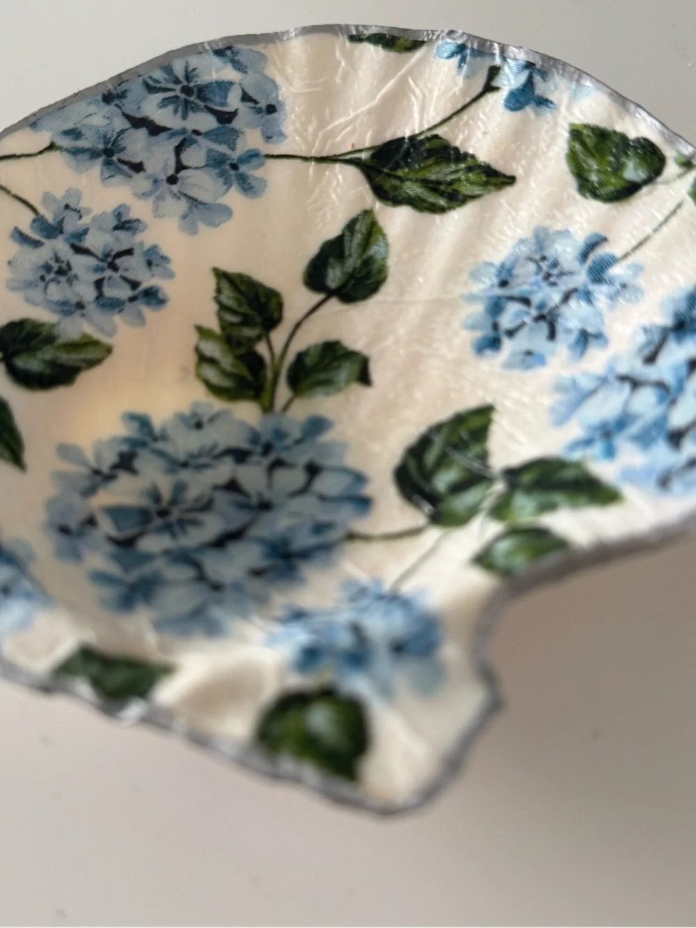 Handmade Floral Seashell Jewelry Dish🩵